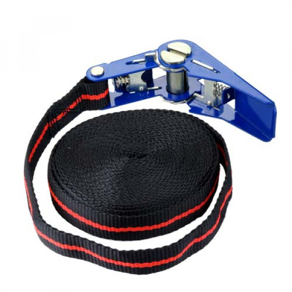 Suction cup with raised edge